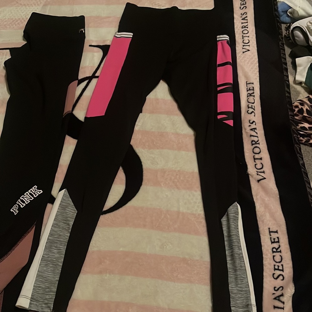 Victoria Secret pink bundle - Picture 4 of 5